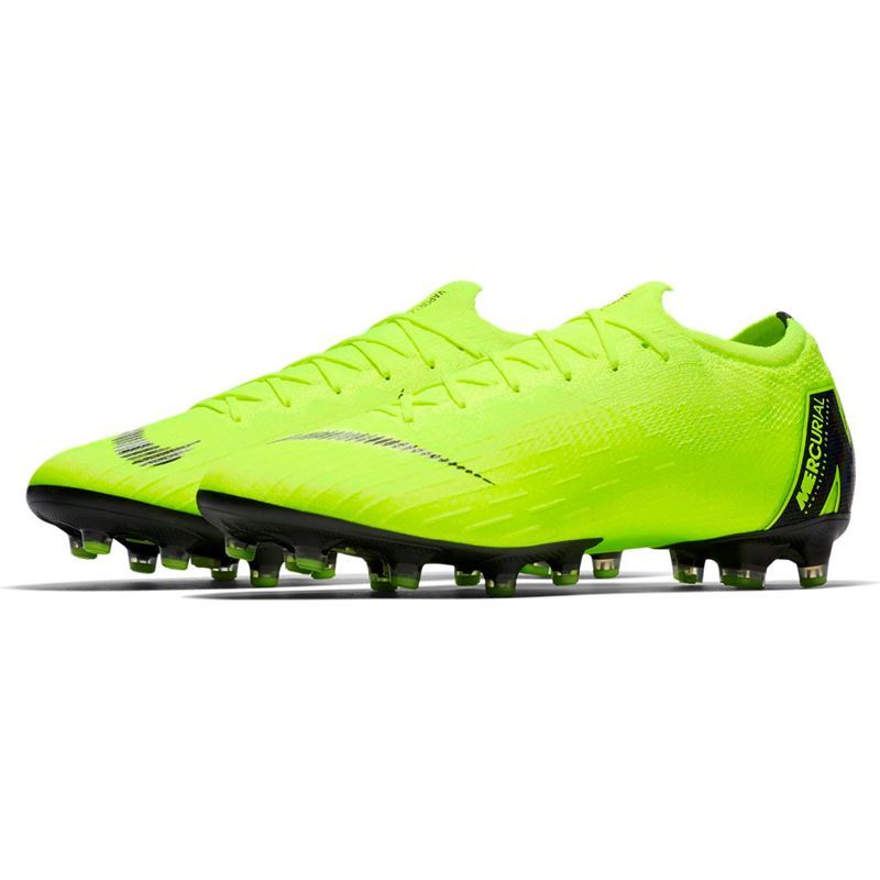 Nike HYPERVENOMX PHELON 3 DF IC Football Shoes For Men