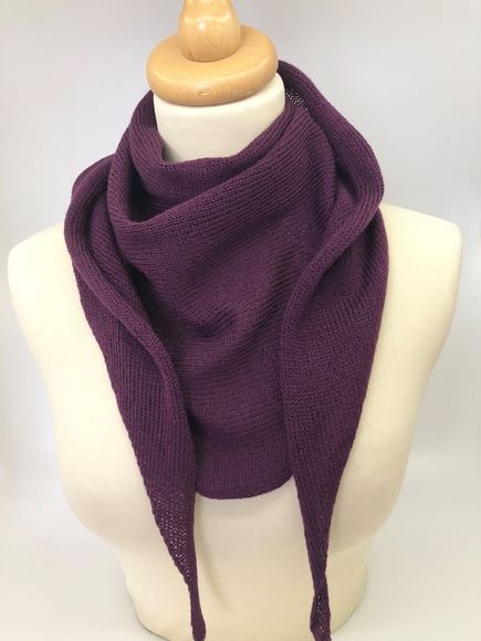 Picture of Plum shawl